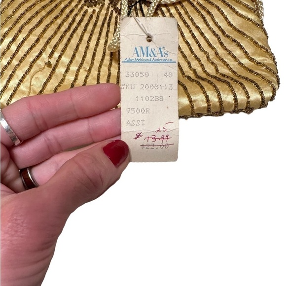 Vintage Le Regale Gold Beaded Cocktail Purse. Perfect for New Years🥂🎉🎊 - Picture 12 of 16